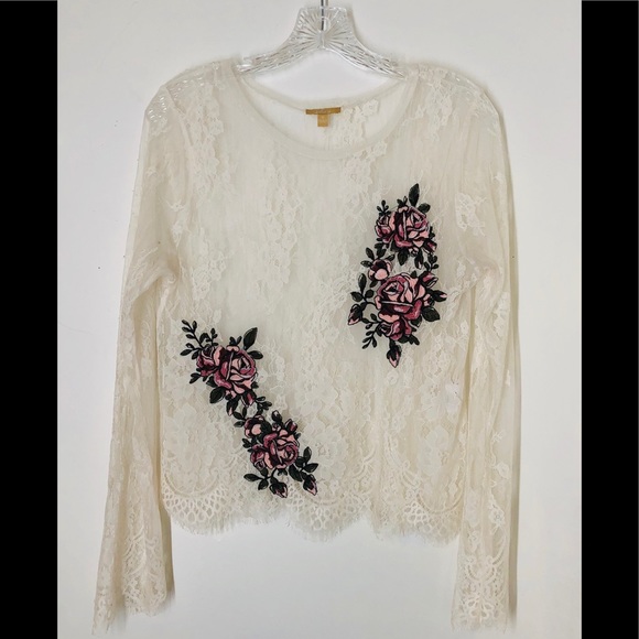 2/$15 beautiful embroidered women summer shirt - Picture 3 of 8